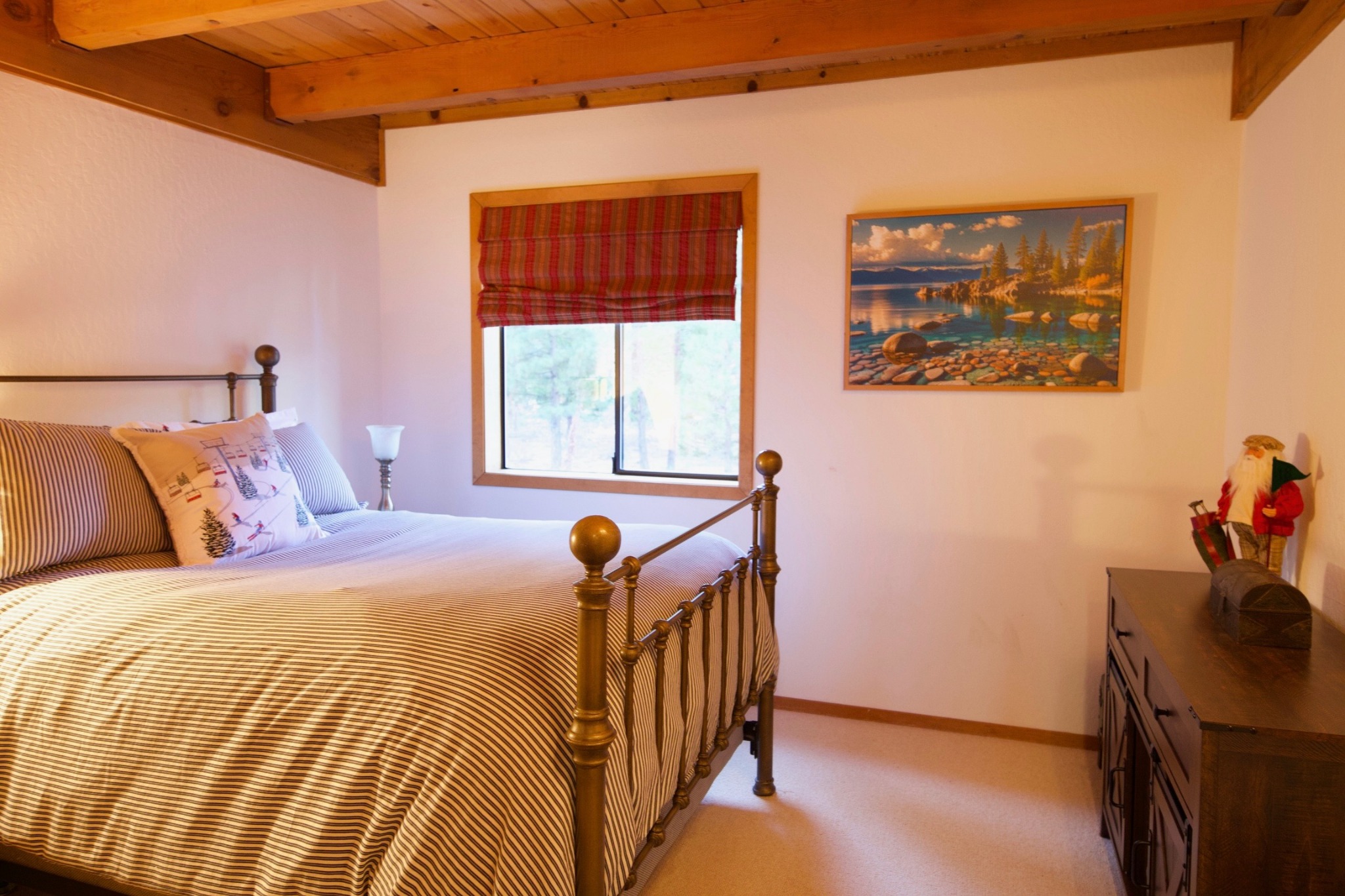 Queen bedroom